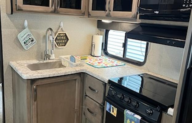 2019 Grand Design Transcend 32BHS
