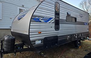 AR's Salaam fsx 179DBK (off-grid capable)