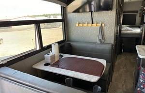 2021 Fleetwood RV Flair 29M RV rental photo 9