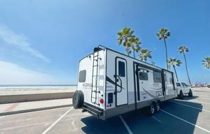T4 2020 RockWood Ultralite 2910SB** Sleeps 10!!