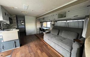 2001 Winnebago Adventurer 35Z RV rental photo 7