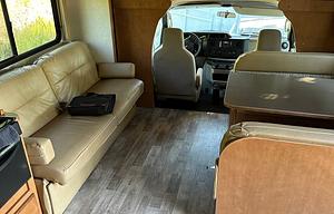 2017 Winnebago Minnie Winnie 31G