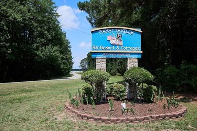 Fayetteville RV Resort & Cottages