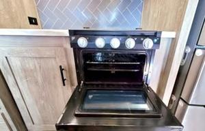 'Hilda' 2020 Wildwood Heritage Glen 378FL
