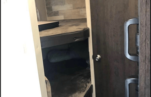 2018 Forest River RV Salem Cruise Lite 261BHXL RV rental photo 5