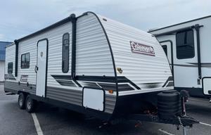 Close to theme parks and many great campgrounds!