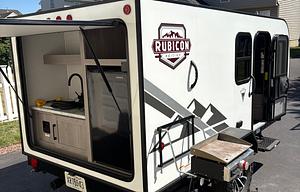 Rick’s Off-Grid-Rated Rubicon