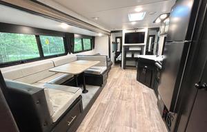 2022 GREY WOLF - PERFECT FAMILY CAMPER, SLEEPS 8