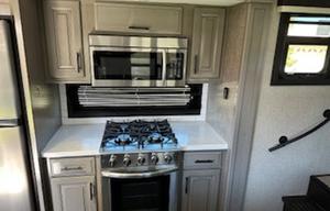 2021 Jayco Pinnacle 38FLGS