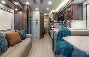 C20 Luxury Entegra Sleep10-Private Master-StarLink