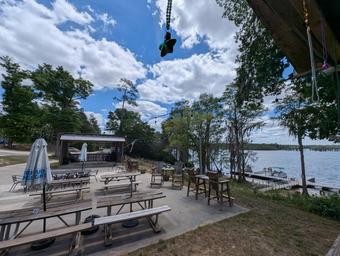 Blackbird's Hideaway Resorts and Graceville Campground