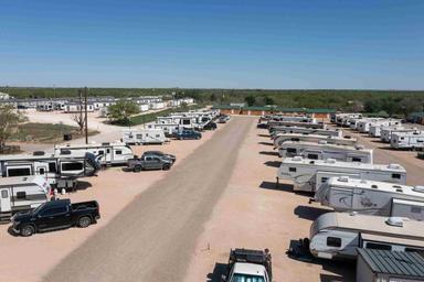 Elite Cabins & RV Park