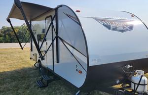 "FLASH" 2022 22ft Forest River FSX 177BHX