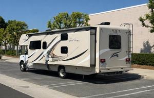 2018 Thor Motor Coach Four Winds 31E Bunkhouse
