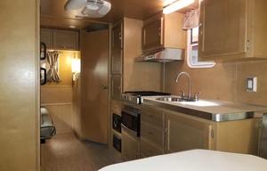 2021 Retro Holiday House Camper