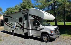 2018 Jayco Redhawk 25R RV rental photo 4