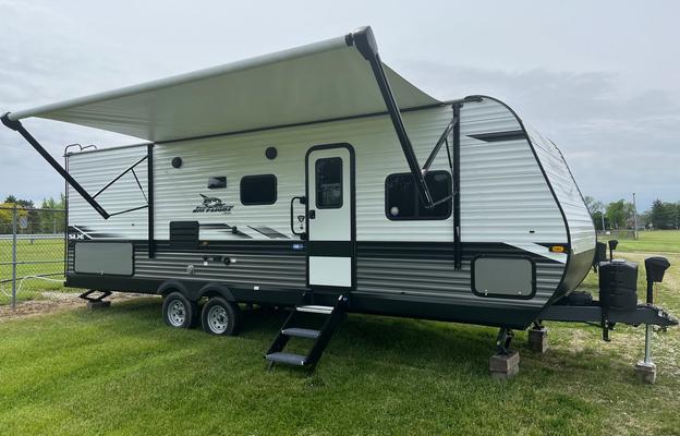 2022 Jayco Jay Flight SLX 8 267BHS RV rental photo 1