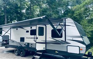 2021 Heartland Pioneer BH280 Bunkhouse