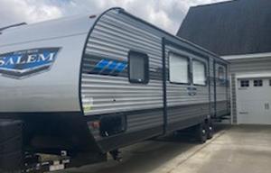 2021 Forest River Salem 31KQBTS  **DELIVERY ONLY**