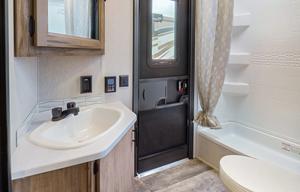 Sunflower Camper Rentals - 2025 Campsite Reserve