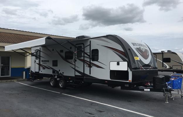 2017 Wilderness Heartland w/ Bunkhouse