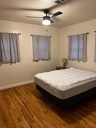 Palisades Cabin, Bedroom