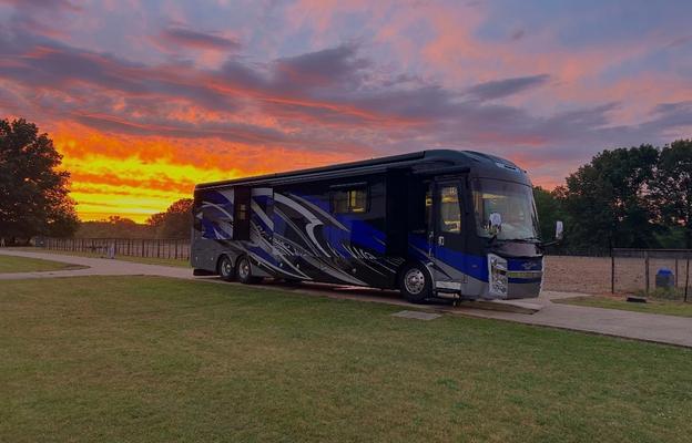 Southern Escape | Entegra Aspire | Sleeps 7