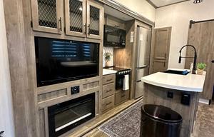 2021 Forest River RV Sabre 38DBQ RV rental photo 8