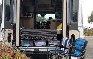 Rosalia 2020 Coachmen Beyond 22C