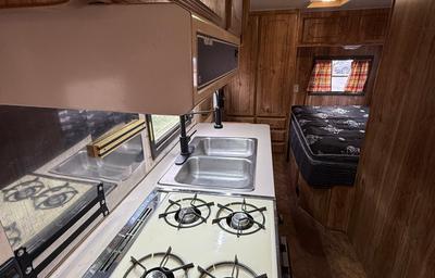1988 Skyline Nomad Classic Camper Adventure