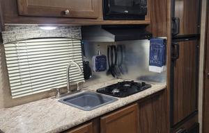 Dream Creek Comfort with dinette slide and bunks