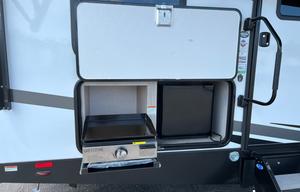 2023 EAST TO WEST Alta 2800KBH RV rental photo 14