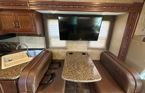 *New Listing* 2016 Thor Freedom Elite 29FE