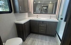 2021 Grand Design Solitude 382WB RV rental photo 15