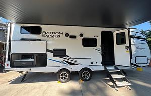 Mountain Peak Family + Pet friendly Bunkhouse!