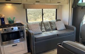 33ft Sunseeker special Bunkhouse Edition - "Sonny"