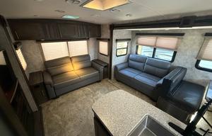 Sleeps 6 - Highland Ridge Light Spacious Trailer