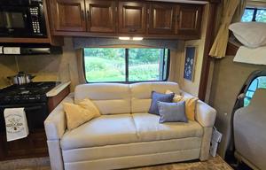 "Flora" is ready for Family Fun! 32ft Sunseeker