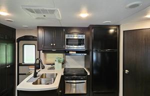 2019 Venture RV SportTrek Touring Edition 343VBH