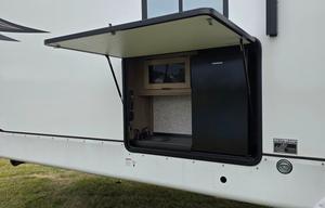The Grand Retreat- Sabre 37FLH 2024- fifth wheel