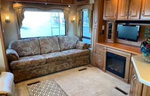 2008 DRV Luxury Suites Mobile Suites 36 TK3