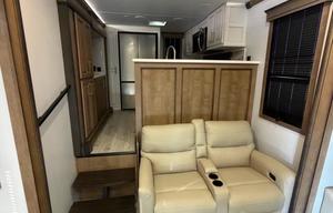 Tavares Luxury Retreat | Montana TAFL3063