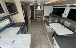 Beautiful forest river, sleeps 10!