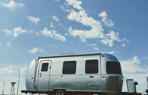 Twyla the Twinky - 2021 Airstream Caravel 22FB
