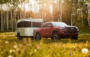 "The Glamping Butler's" Airstream Basecamp 20X