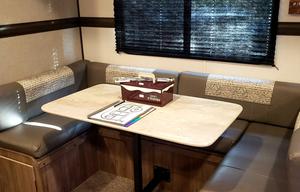 Pride of Texas Family Friendly Zinger RV
