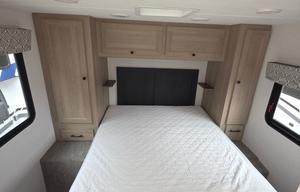2025 Forest River RV Sunseeker LE 2850SLE Ford RV rental photo 6
