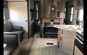 2021 Keystone RV Hideout 318BR