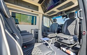 Luxury Mercedes easy park/drive, seats 8, sleeps 2