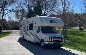 2024 Thor Motor Coach - Coleman 32CM